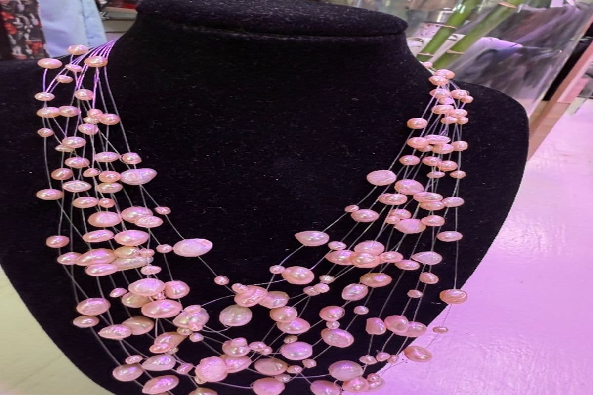 Beige Pearls and Stone Necklace