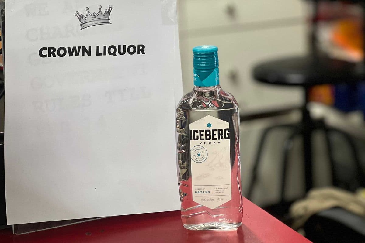 ICEBERG VODKA (1 x 375ml)