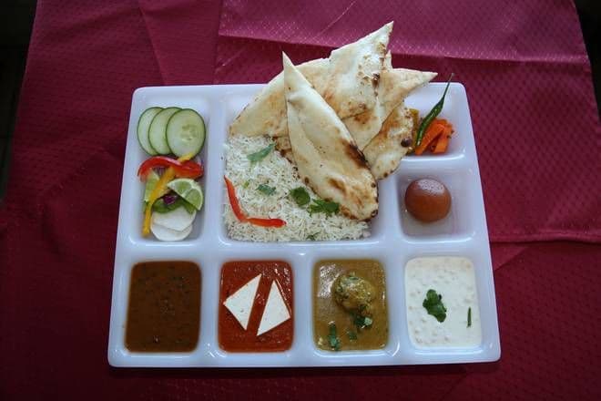 Vegetable Thali with Naan