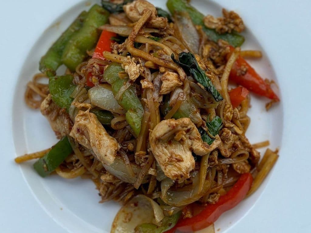NF3. Sen Lek Pad Kee Mao
