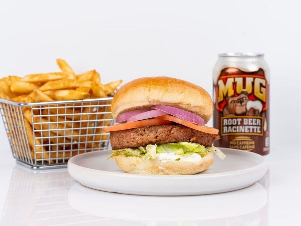 The Beyond Burger Combo (6oz)
