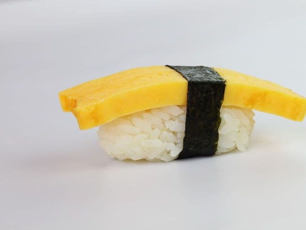 C10.Tamago Sushi(1pc)