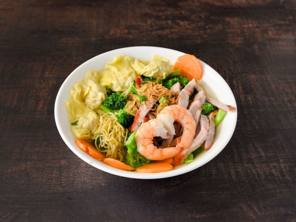 14a.Deluxe Sea-Food noodle soup