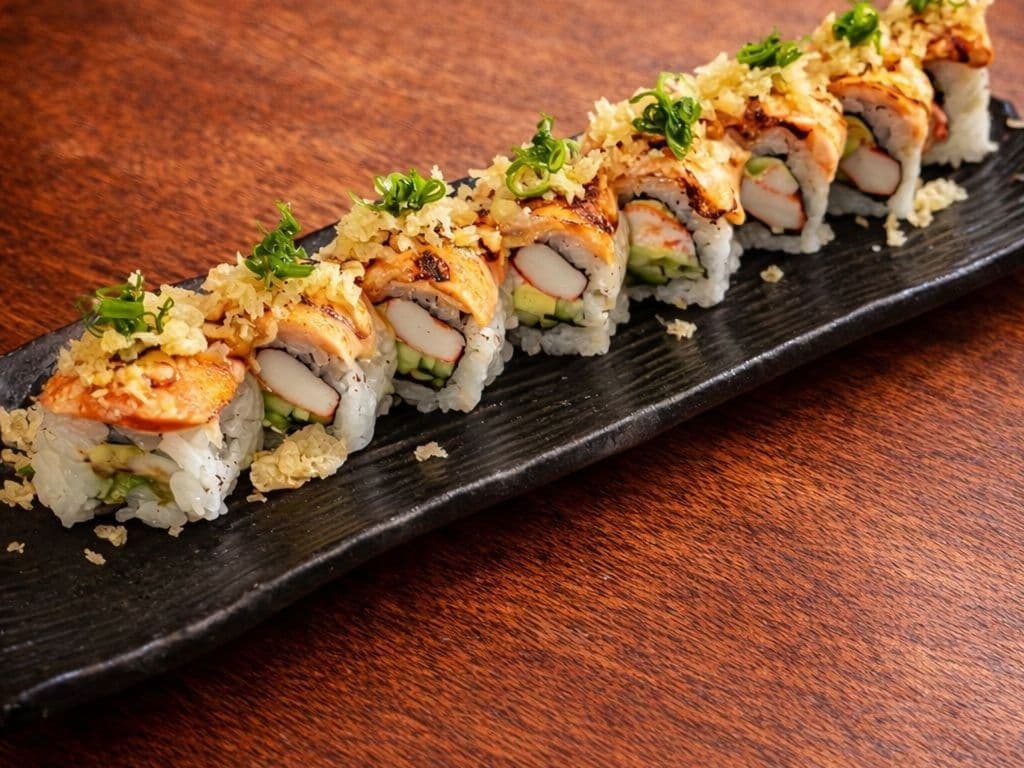 Wen Special Roll (Salmon)