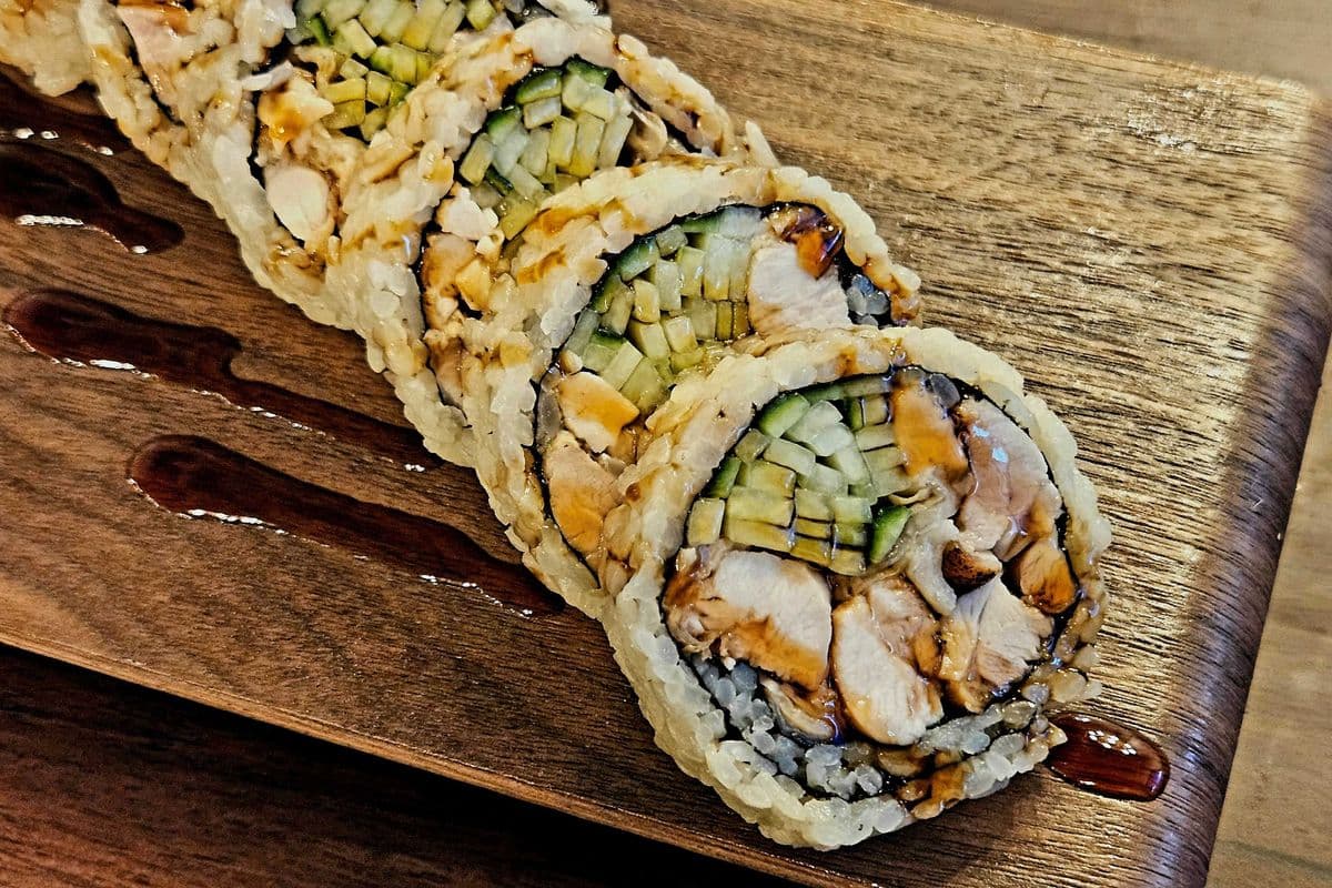 Chicken Roll (6pcs)