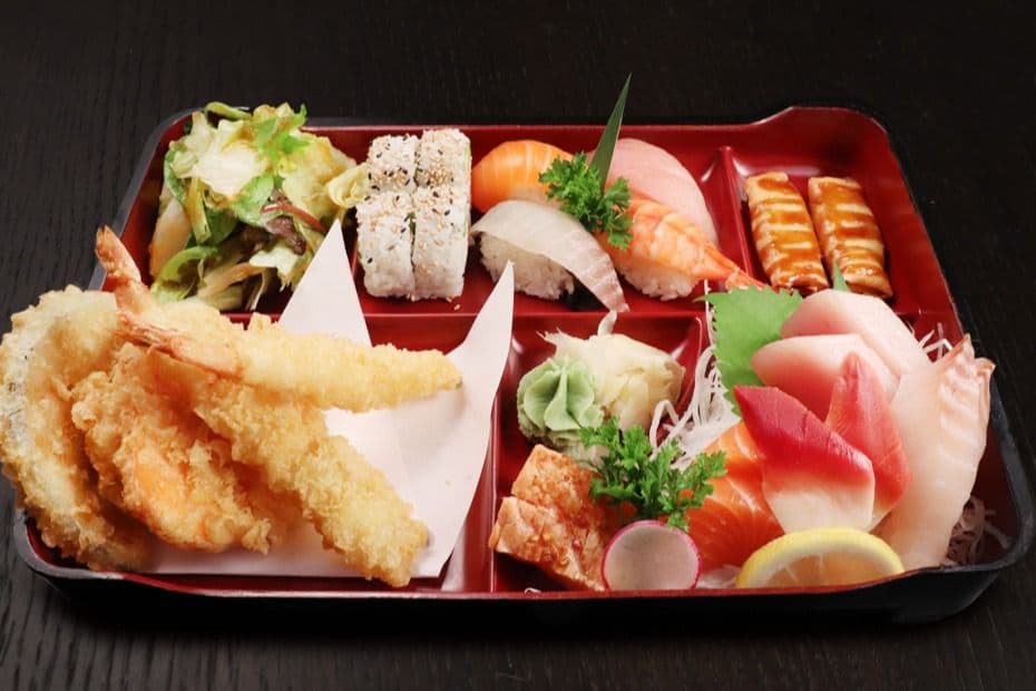Sushi and Sashimi Box A