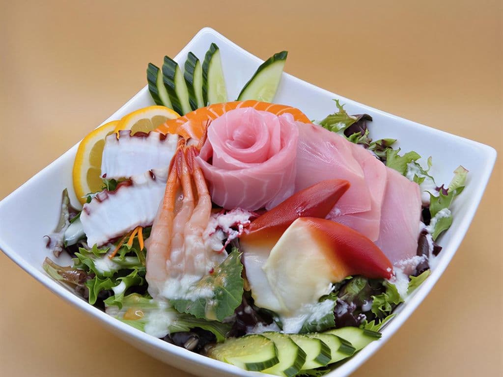 Sashimi Salad