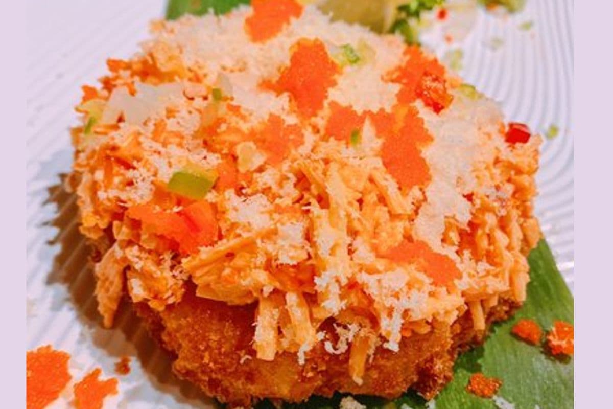 34. Spicy Crab Meat Pizza