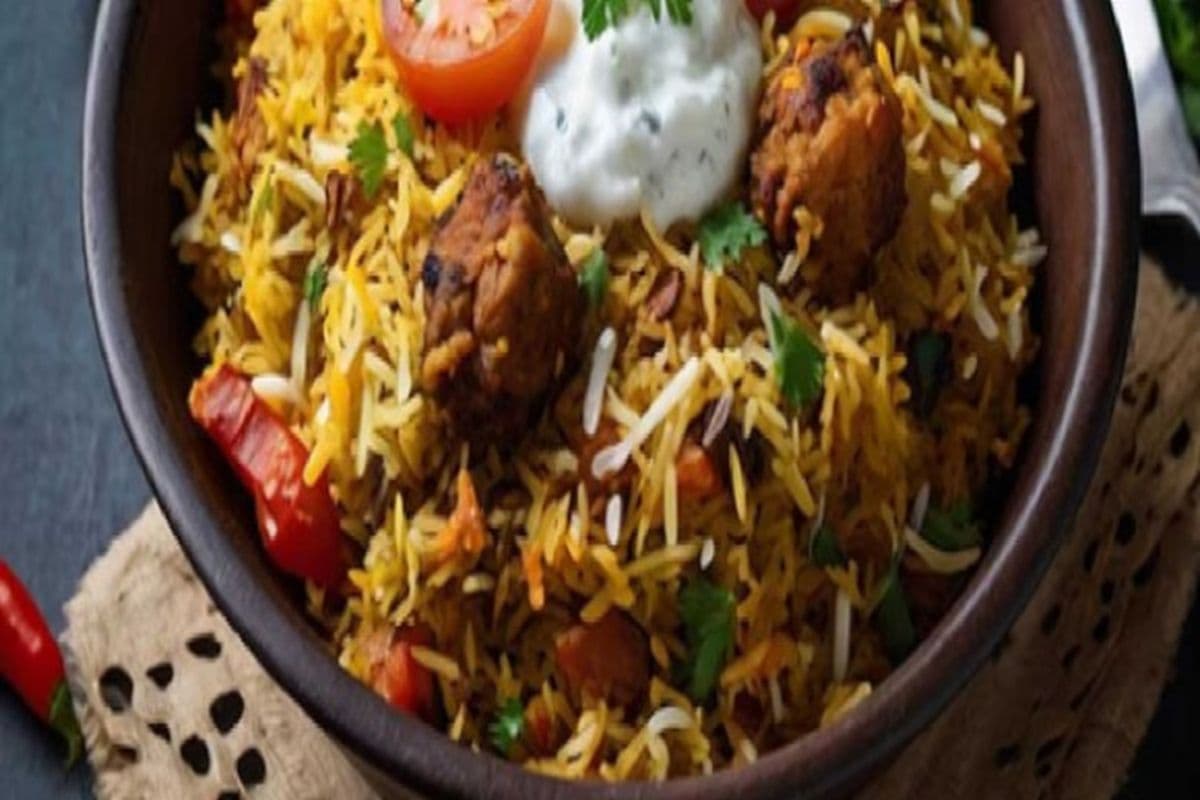 Chicken Biryani with Raita
