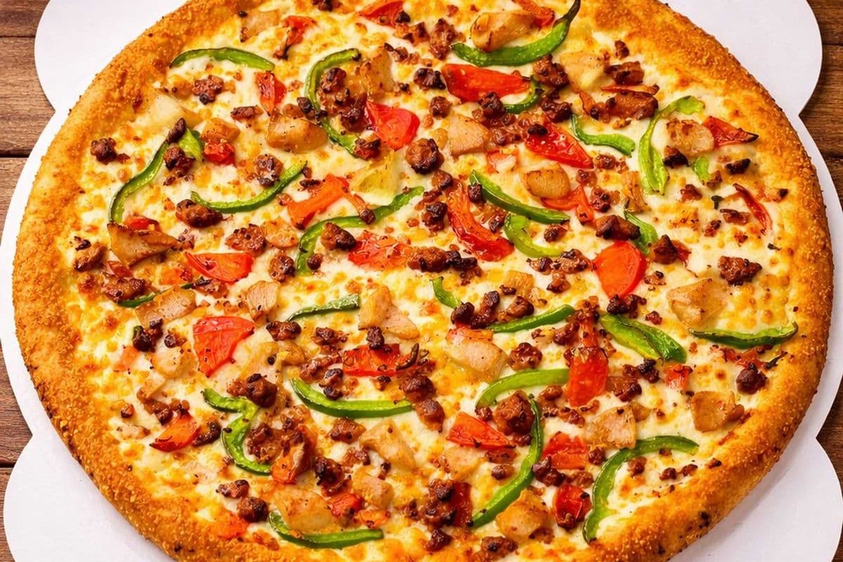 11. Deluxe Ranch Chicken Pizza -8" Mini