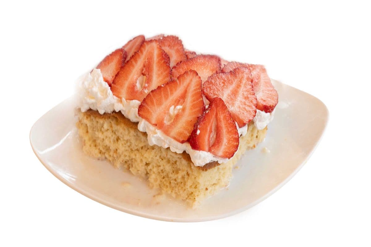 Tres Leches - Strawberry