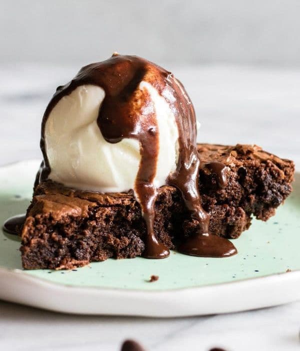 Vegan Brownie Pie Ala Mode