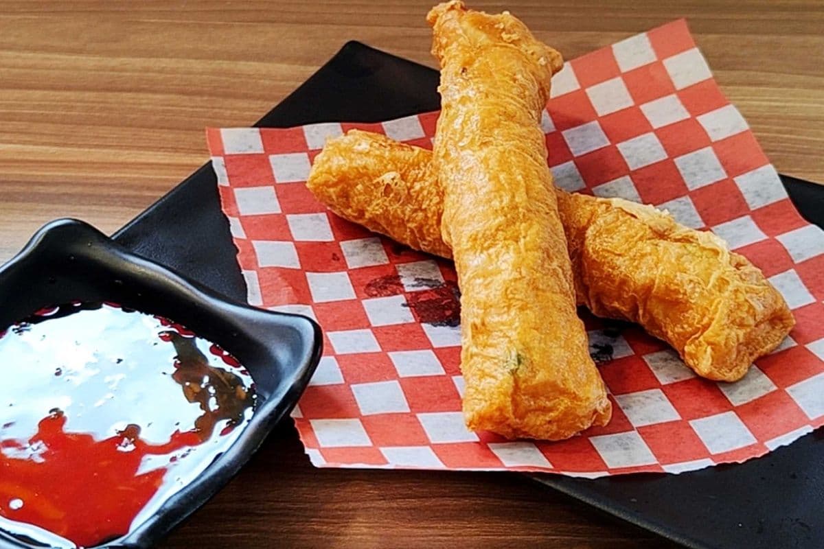 D2.Shrimp Roll 腐皮鲜虾卷