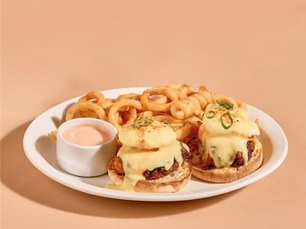 Fried Chicken Benedict