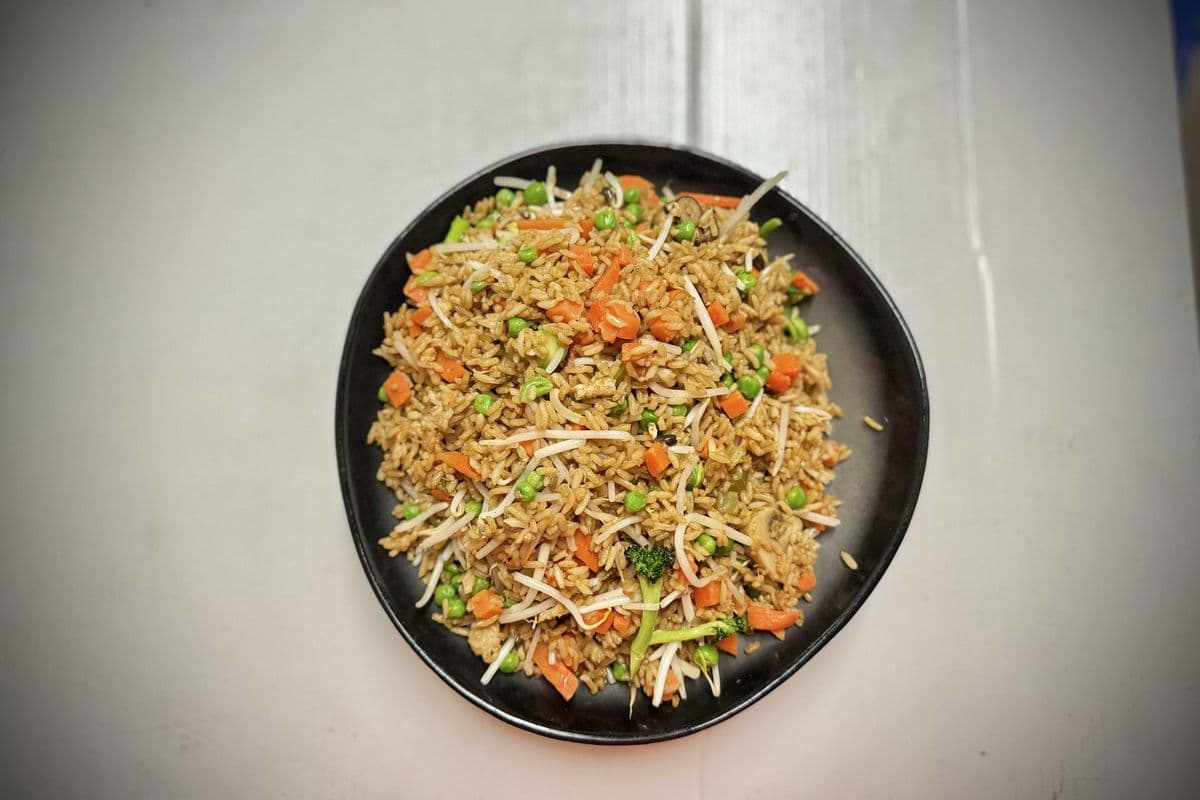 Vegetable Fried Rice (broc, carrot, mushroom, bean sprouts)