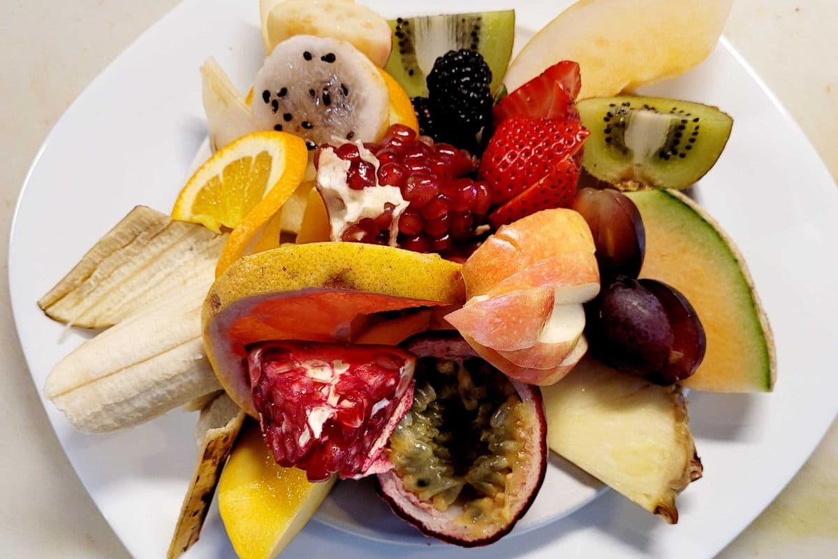Plat de fruits frais / Fresh Fruit Platter