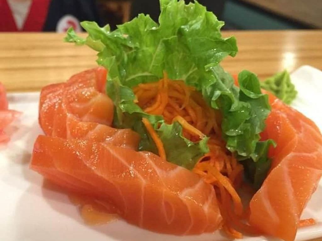 Sake (Salmon) Sashimi 6pcs (GF)