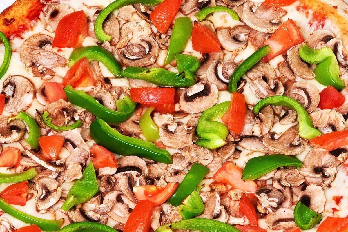 16" X-Large Vegetarian Pizza