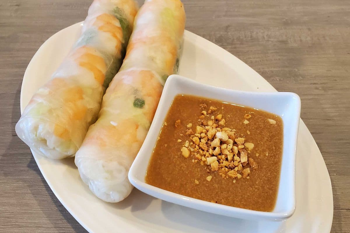 Shrimp Rice Wrap / Goi Cuon Tom (2 pcs)