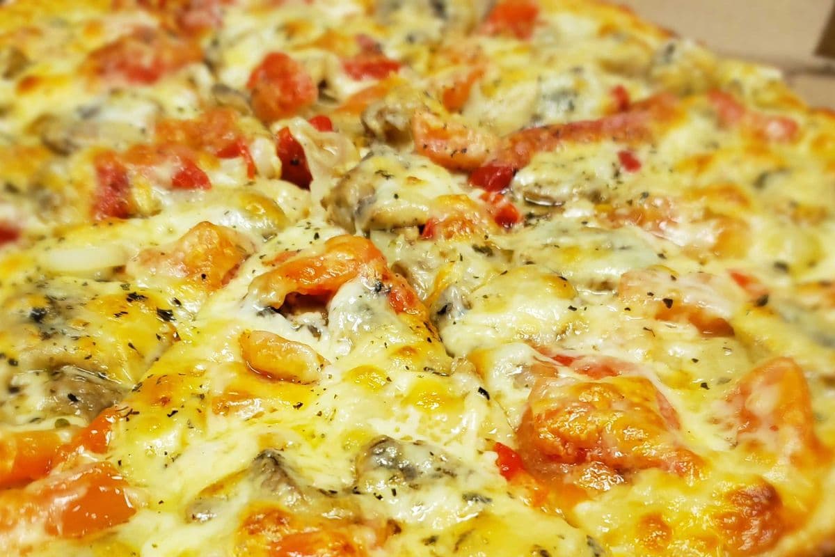Party Tray Classic White Pizza
