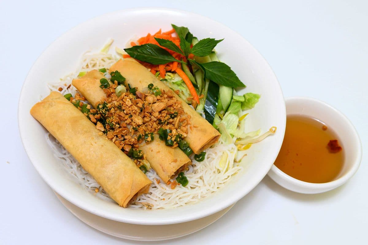 109. Vegetarian Spring Rolls with Vermicelli