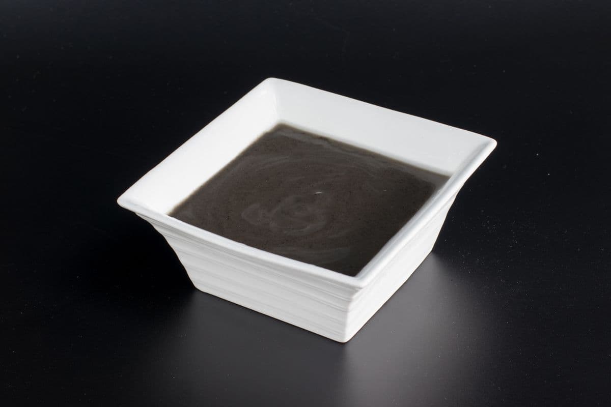 Sweet Black Sesame Soup (Hot Only) 芝麻糊