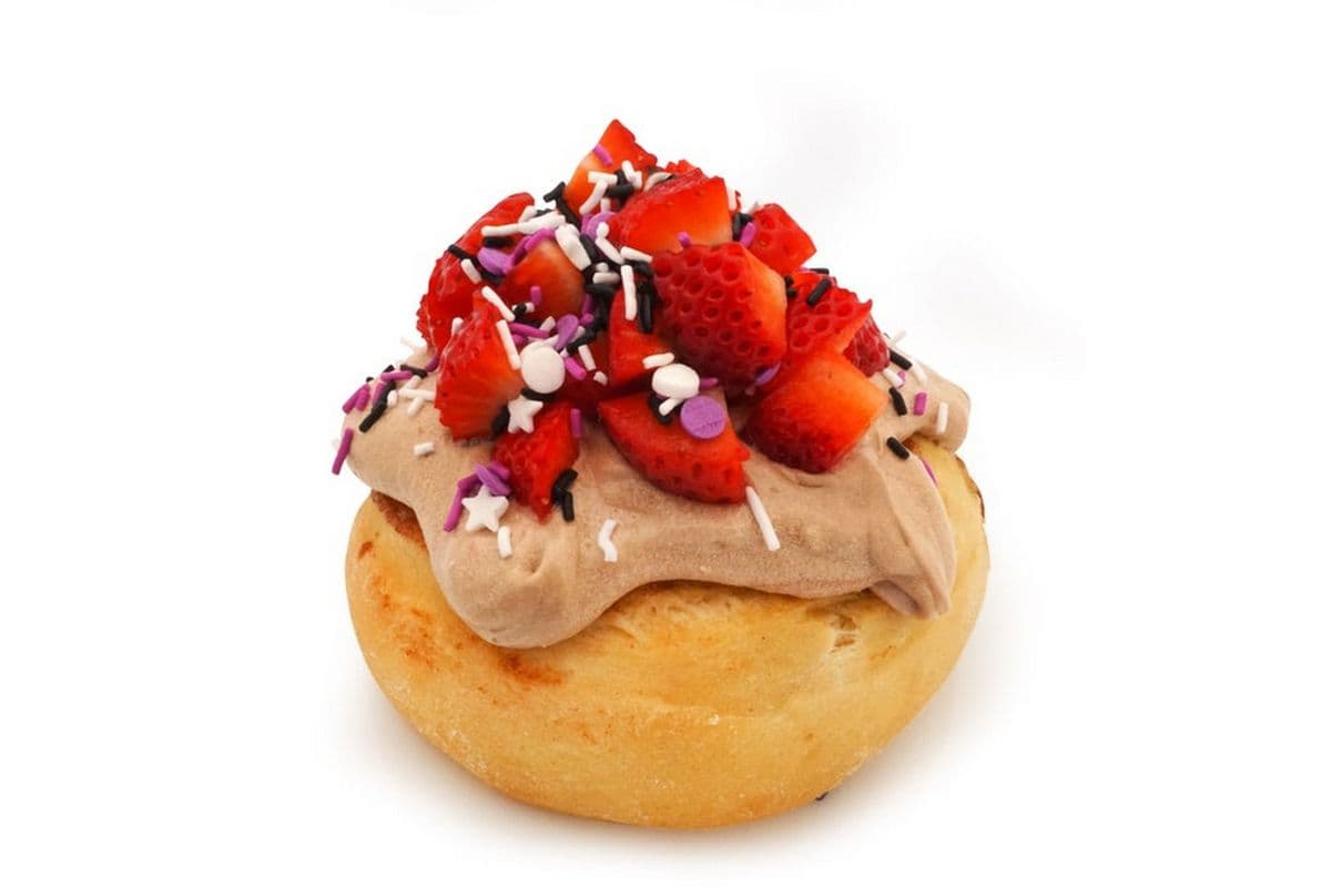 Sparkle Berry Roll