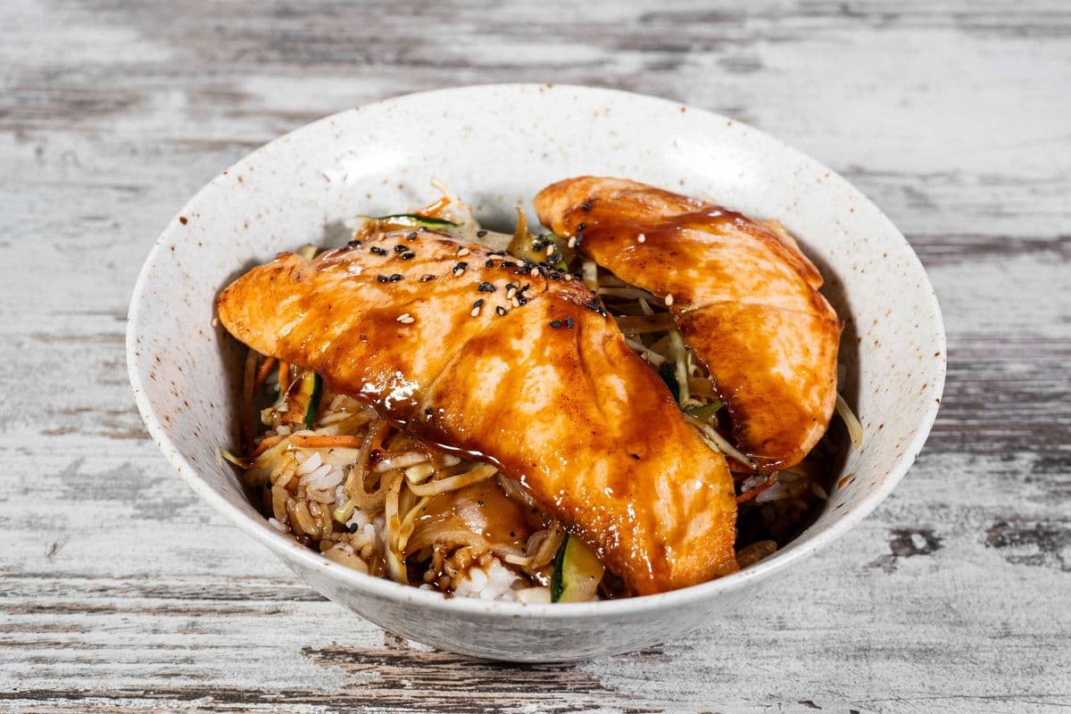 Ud9 Salmon Teriyaki on Rice / 照烧三文鱼盖饭
