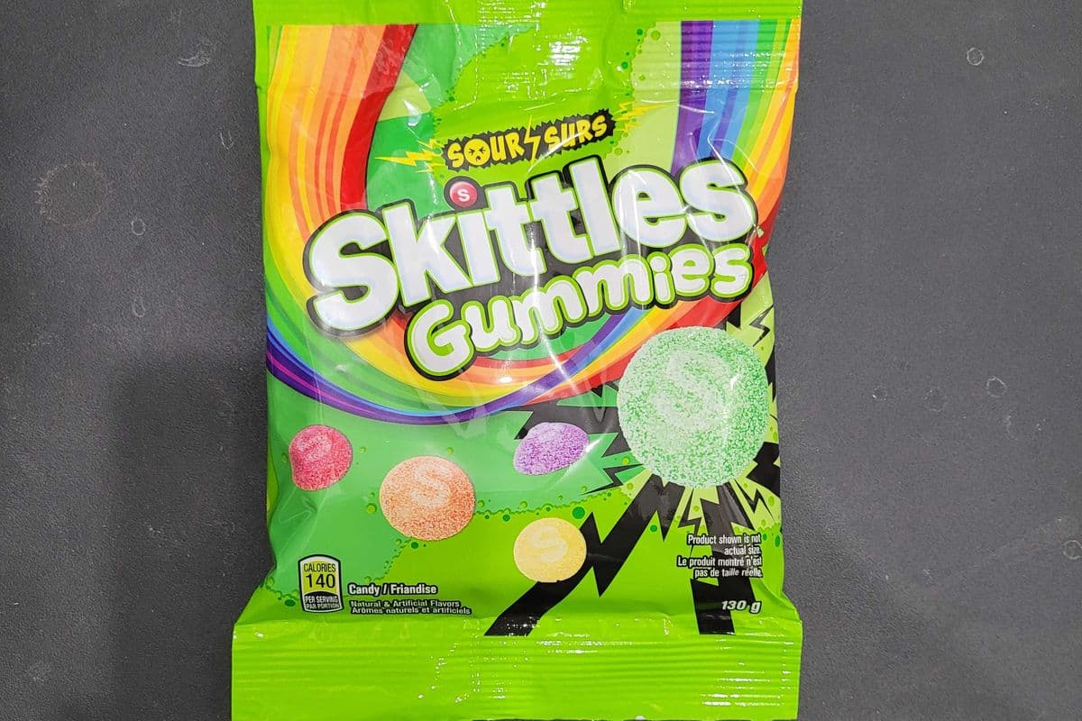 Nouveau!Skittles Gummies Sours / surs 130g
