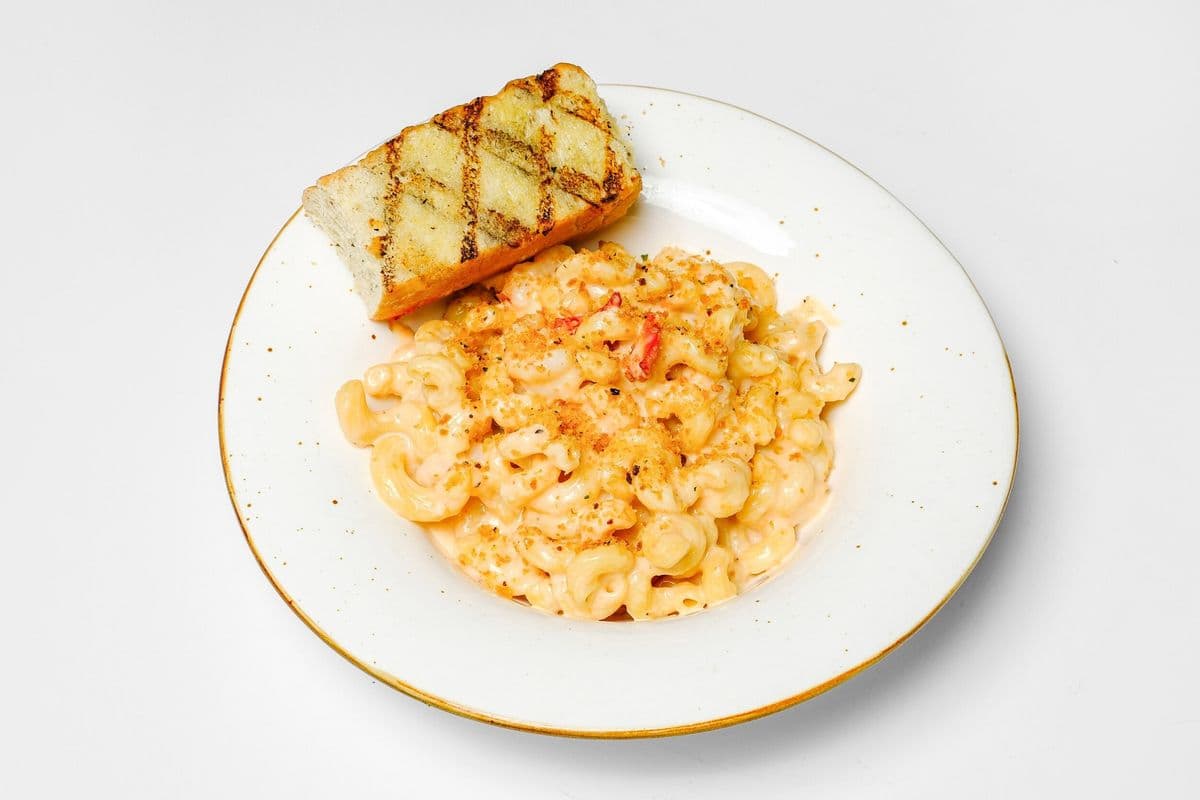 Lobster and Prawn Mac N' Cheese