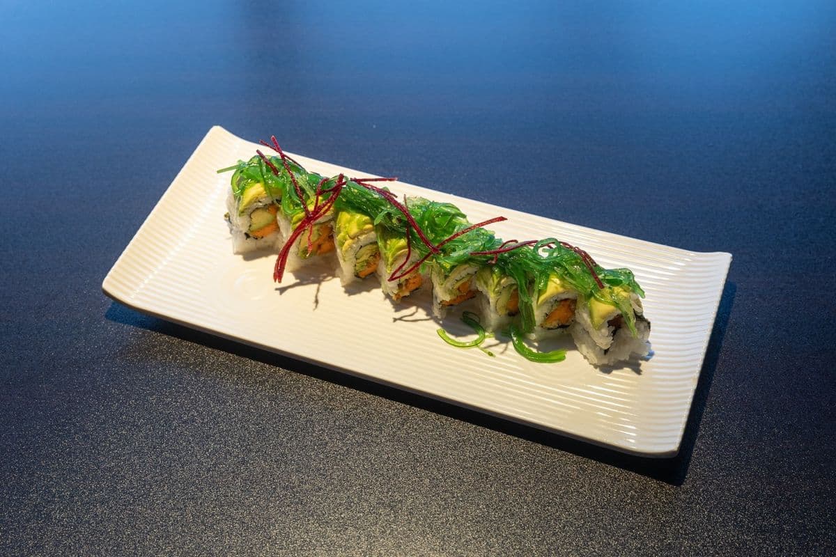 Victoria Roll (8 pcs)