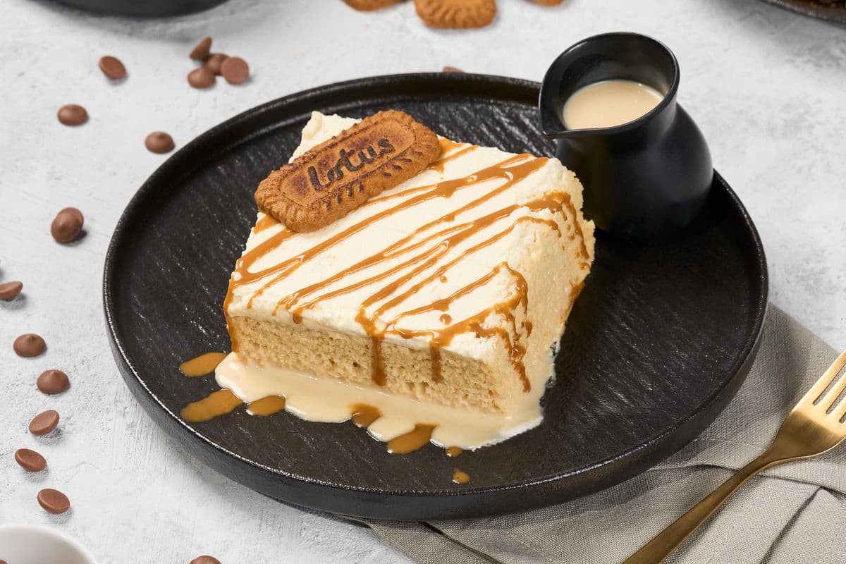 BISCOFF MILK CAKE