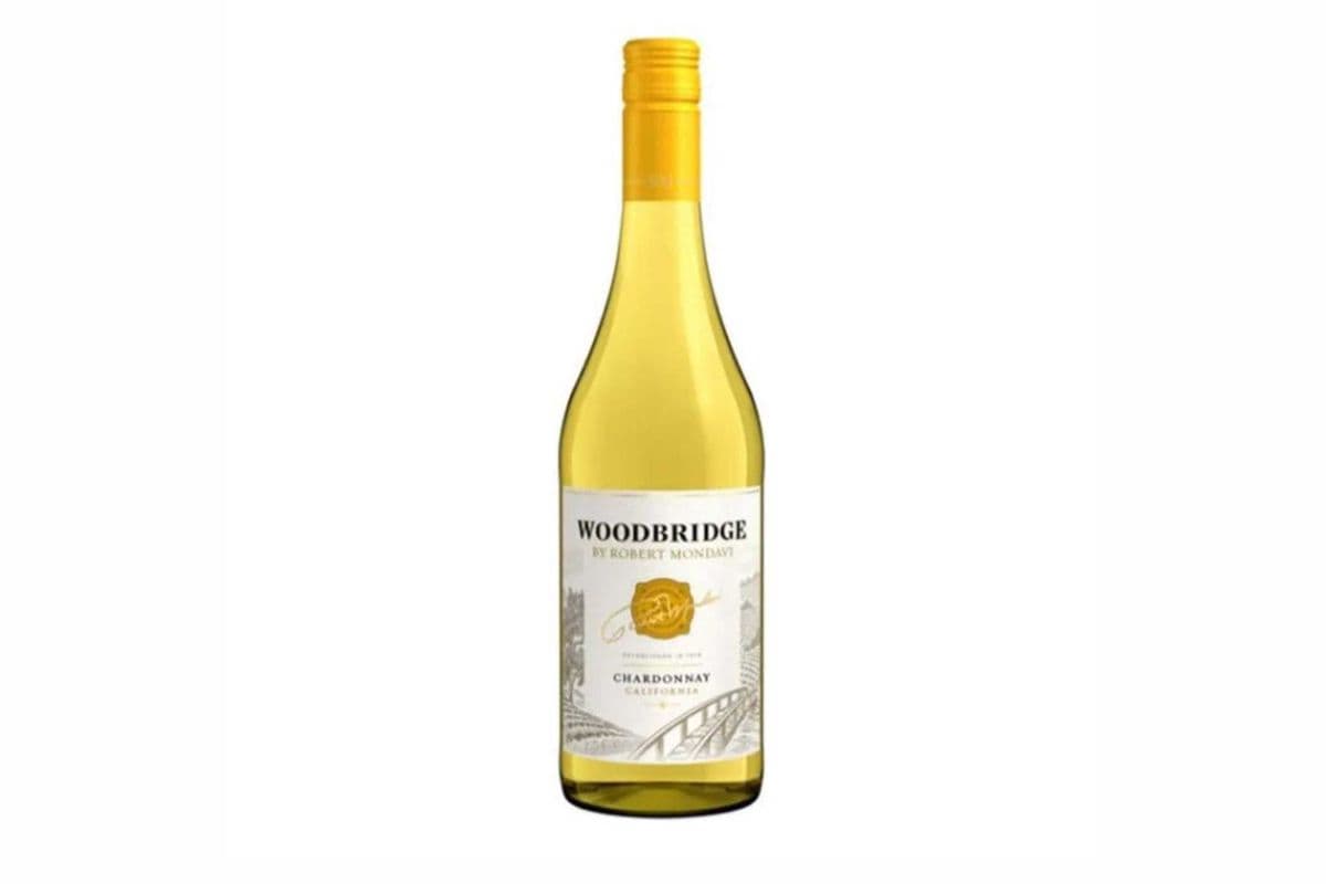 WOODBRIDGE CHARDONNAY - CALIFORNIA (750 ML) (1 x 750 ML)