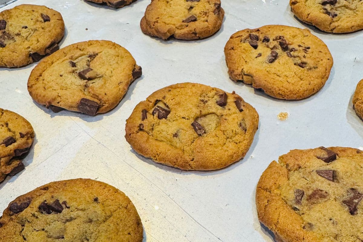 Chocolate Chunk Cookies (2 pcs)