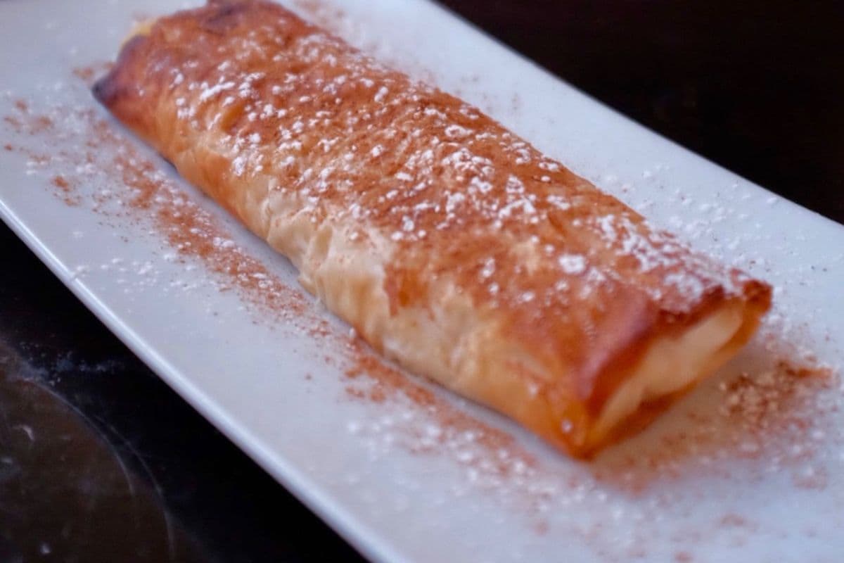 Bougatsa