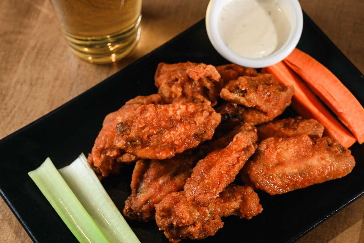 Chicken Wings (1 lb)