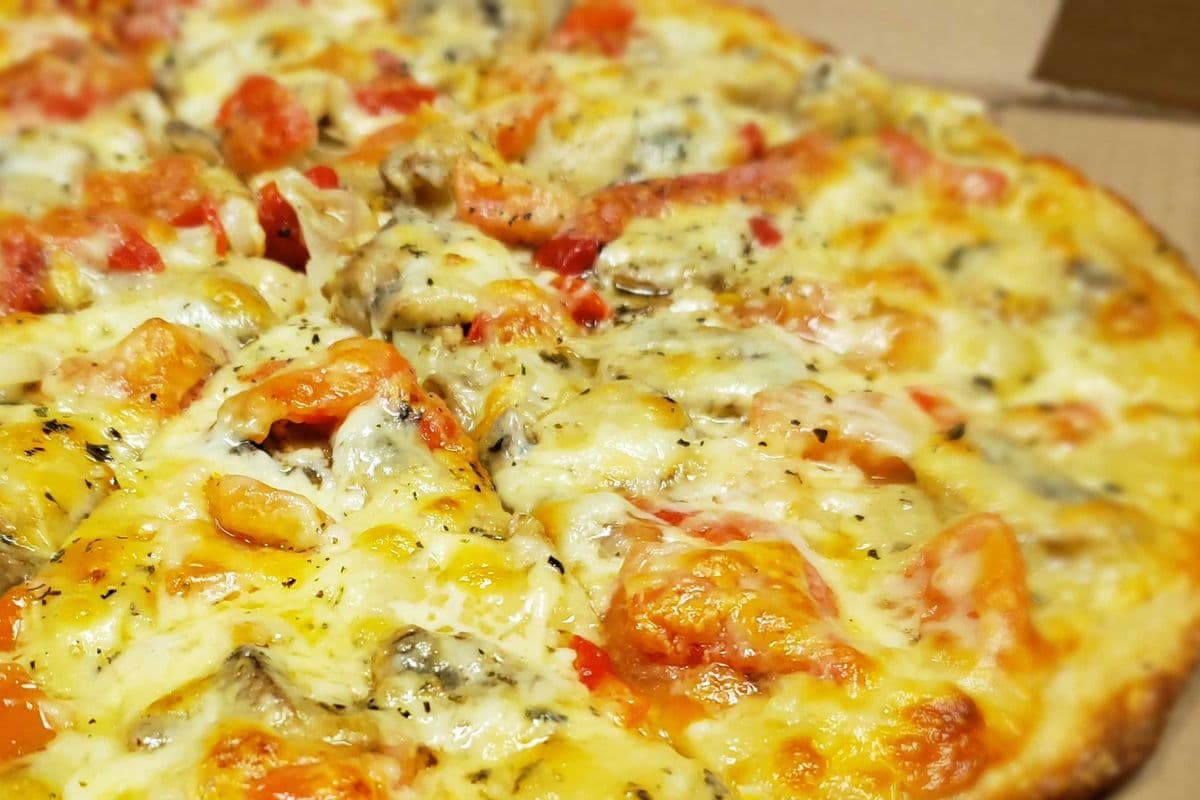 Large Classic White Pizza