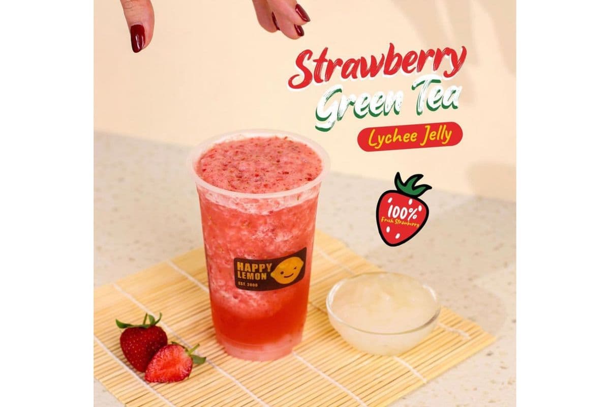 Strawberry Green Tea with Lychee Jelly