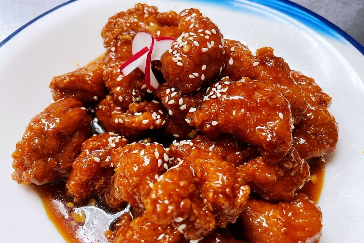 73. Honey Garlic Breaded Veal 蒜蜜牛仔肉