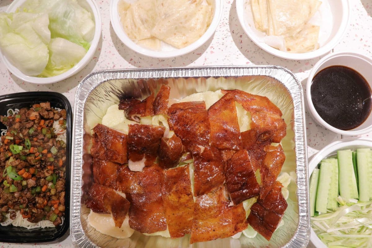 4. Peking Duck (Large - 2 Course) 北京烤鸭(大 - 2道菜)