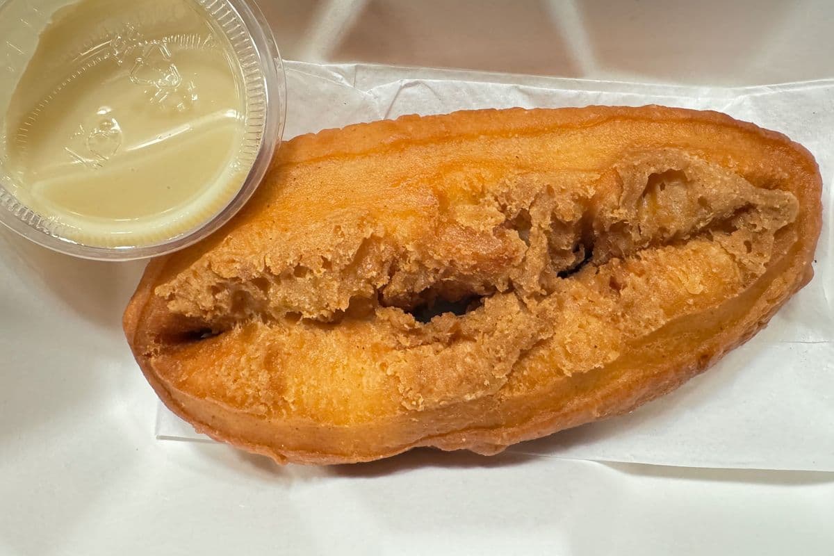 17. Chinese Oval Donut (1pc)