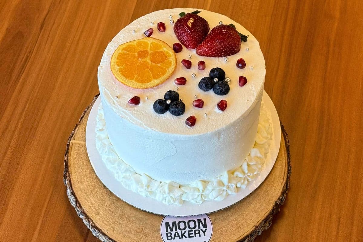 7'' Egg Free Fresh Cream Cake