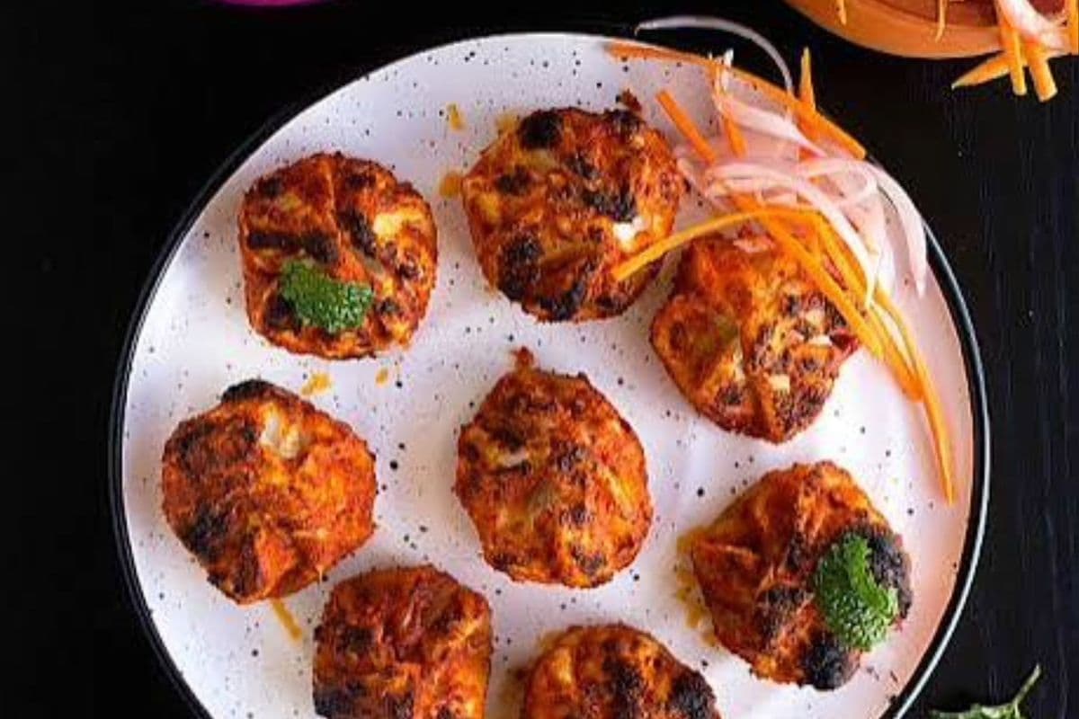 Tandoori Momo's