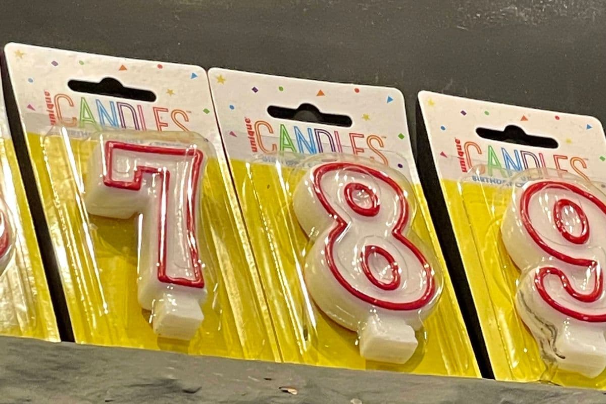 Number Candles (7.5 cm x 4.5 cm)