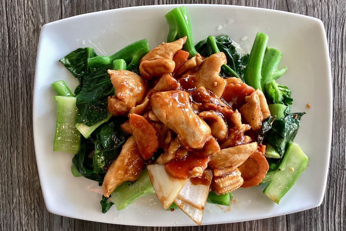 Chinese Broccoli in Oyster Sauce