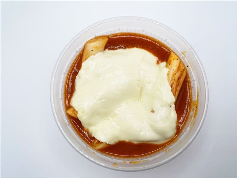 Mozzarella cheese tteokbokki