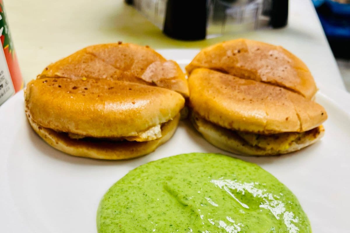 Vada Pav (2pc)