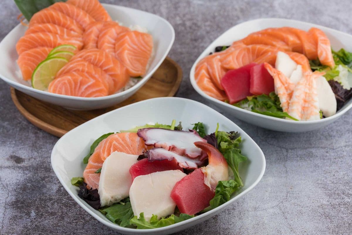 Monkey Special Chirashi Don (15 pcs)