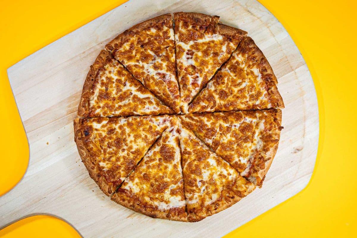 14" Large Super Triple Cheese Pizza