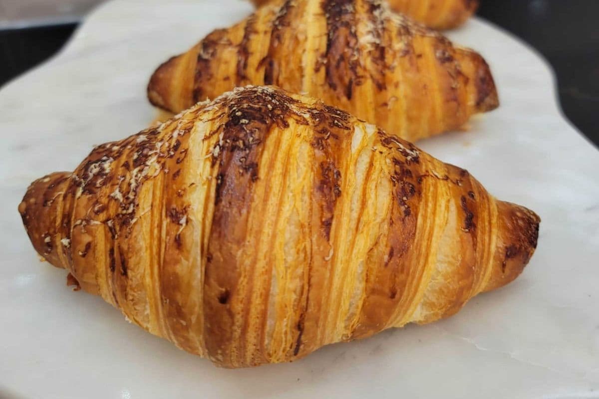 Croissant Cheese (1pc)
